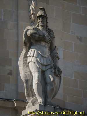 Sankt Gallen - Heiligenstatuen an der Stiftskirche