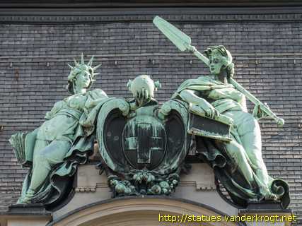 Sankt Gallen - Skulpturen am Stickereibörse