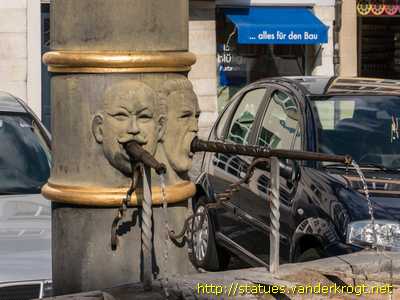 Schaffhausen - Brunnen am Platz
