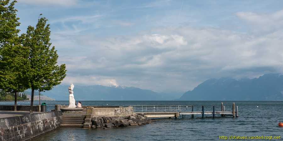 Lausanne - Vierge du Lac