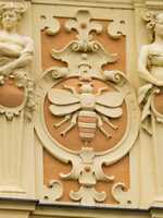 České Budějovice - Sochy na Palác Včela