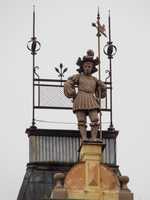 České Budějovice - Sochy na Palác Včela