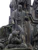 Click for larger photo in separate window