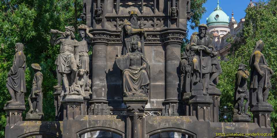 Praha - Krannerova kašna s jezdeckou sochou císaře Františka I.