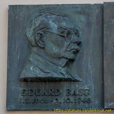 Praha - Eduard Bass a Jan Drda