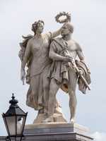 Berlin - Statuen auf der Schlobrücke