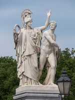 Berlin - Statuen auf der Schlobrücke