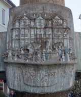 Bingen am Rhein - Markbrunnen mit Motiven aus der Binger Geschichte
