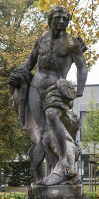 Eichstätt - Allegorische Figuren im Hofgarten