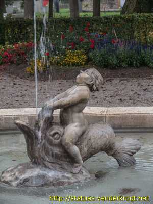 Eichstätt - Brunnen im Hofgarten