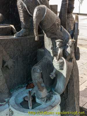 Frankfurt am Main - Struwwelpeter-Brunnen