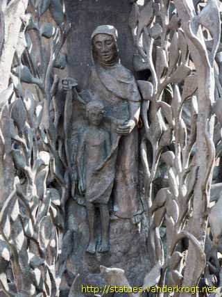 Herford - Abtei-Stele - Werke der Barmherzigkeit