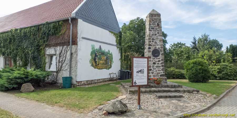 Körbelitz - Denkmal des 'Alten Fritz'