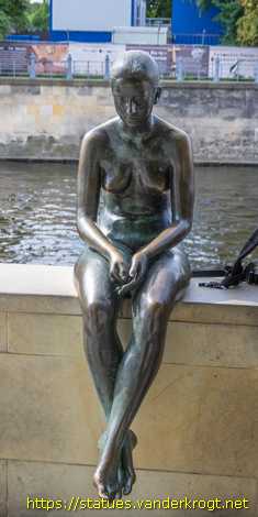 Berlin - Drei Mädchen und ein Knabe