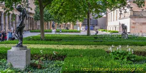 Berlin - Alte Nationalgalerie - Kolonnadenhof