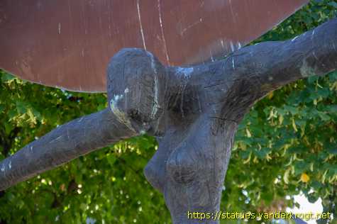 Berlin - Viertelmondträgerin