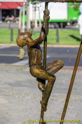 Berlin - Kletternde Kinder