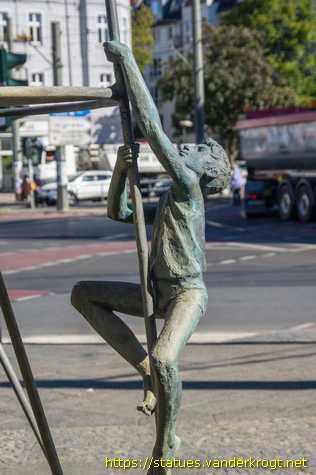 Berlin - Kletternde Kinder