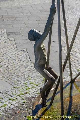 Berlin - Kletternde Kinder