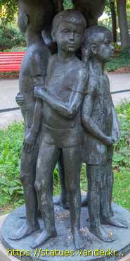 Berlin - Fünf-Kinder-Tröpfel-Brunnen