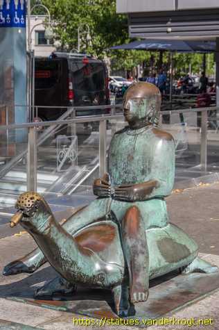 Berlin - Weltkugelbrunnen