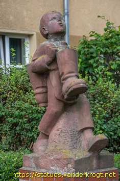 Berlin - Zwei Figurengruppen und acht Putten