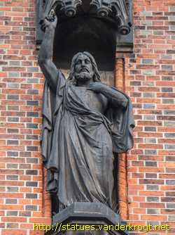Hamburg - Petrus und Paulus und die vier Evangelisten