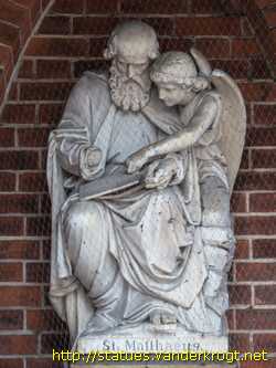 Hamburg - Petrus und Paulus und die vier Evangelisten