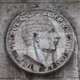 Hamburg - Fassadenfiguren der Reichsbank