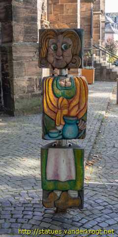 Marburg - Rotkäppchen, Großmutter und der Wolf