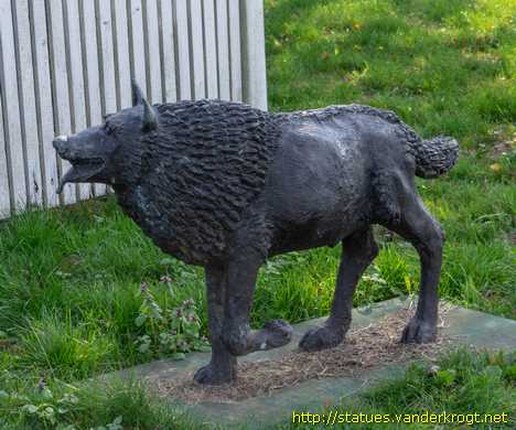 Remsfeld - Rotkäppchen und der Wolf