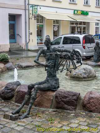 Grimmen - Rückert-Brunnen
