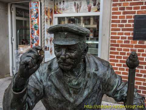 Schwerin - August Felten find'nen Groschen