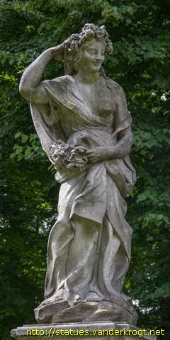 Schwerin - Permoser-Statuen