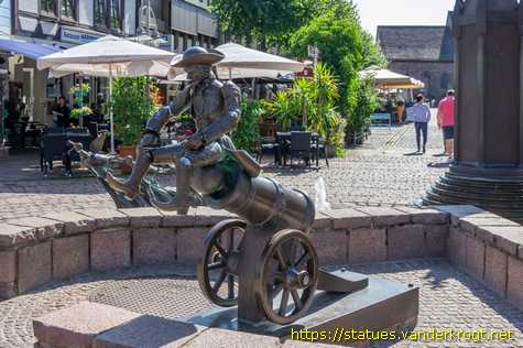 Bodenwerder - Müchhausen-Brunnen in der Große Straße