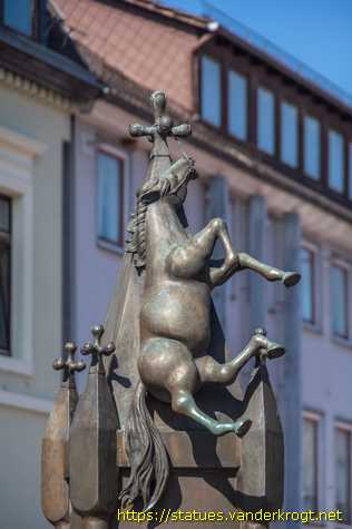 Bodenwerder - Müchhausen-Brunnen in der Große Straße