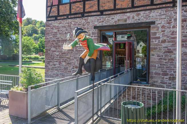 Bodenwerder - Willkommensschild der Münchhausenstadt Bodenwerder