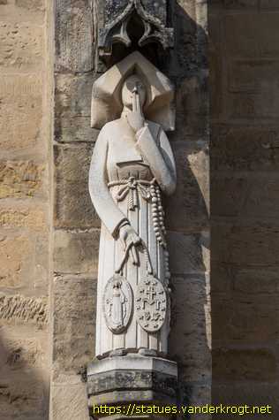 Hildesheim - Heiligenstatuen an der ehem. Pauluskirche