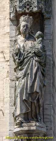 Braunschweig - Heiligenstatuen an der Martinikirche