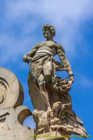 Braunschweig - Porträtmedaillons am Bankhaus Löbbecke