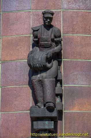 Peine - Bierfaßträger und Erntehelfer