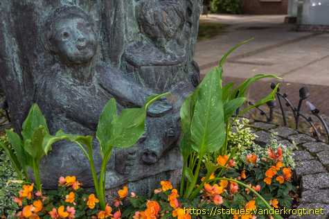 Herten - Schutzmantelmadonna