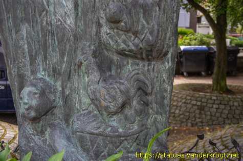 Herten - Schutzmantelmadonna