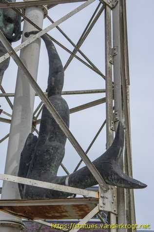 Gronau (Westf.) - Sechs Skulpturen am Van-Delden-Wasserturm