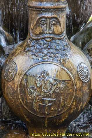 Frechen - Bartmannkrugbrunnen