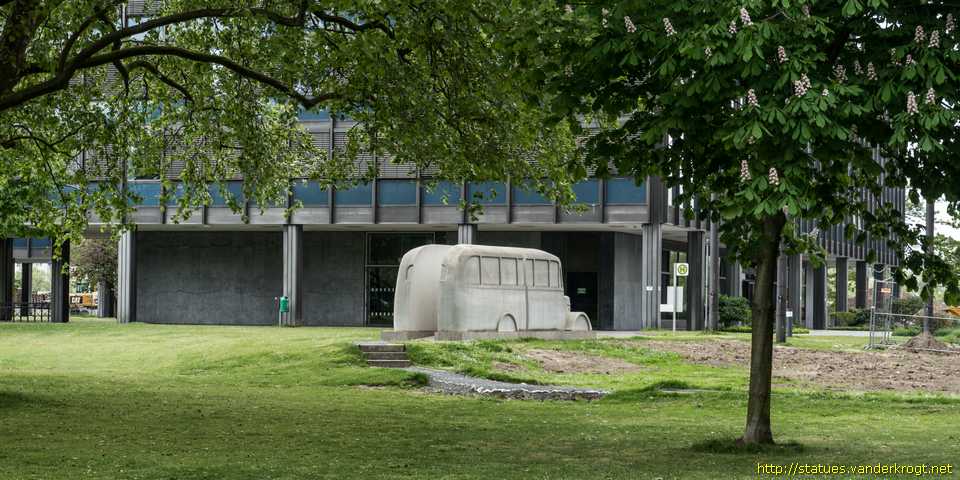 Köln - Denkmal der grauen Busse