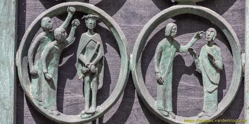 Rees - Bronzetüren der St.-Mariä-Himmelfahrt-Kirche