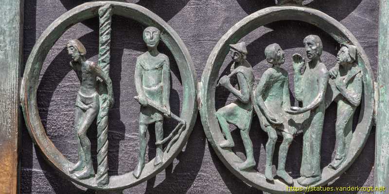 Rees - Bronzetüren der St.-Mariä-Himmelfahrt-Kirche