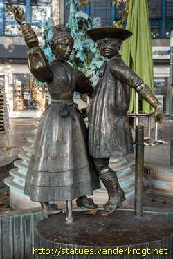 Koblenz - Figurenbrunnen oder Weinbergsbrunnen
