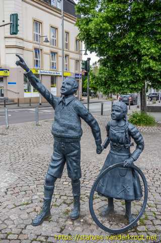 Dudweiler - De Monn mit da long Stong (un zwei Dudwiller Kinner)
